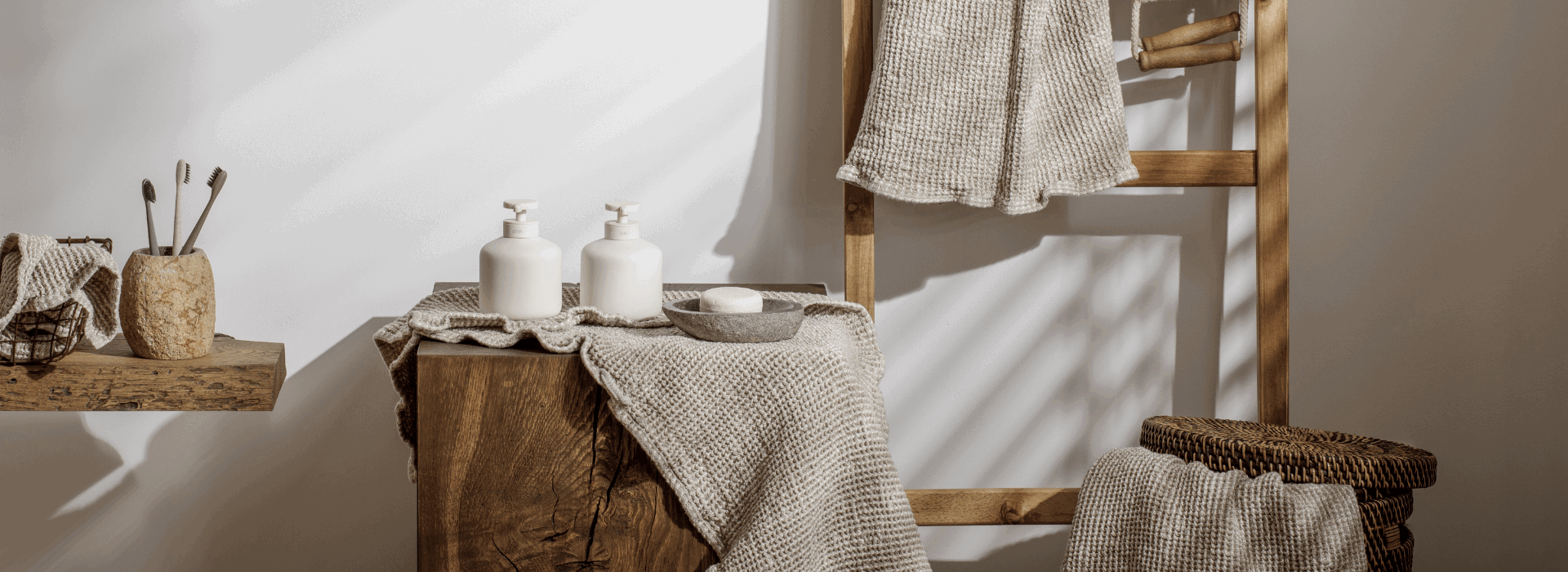 A Shopping Guide to Bathroom Accessories Inspired by the New Year’s Trends