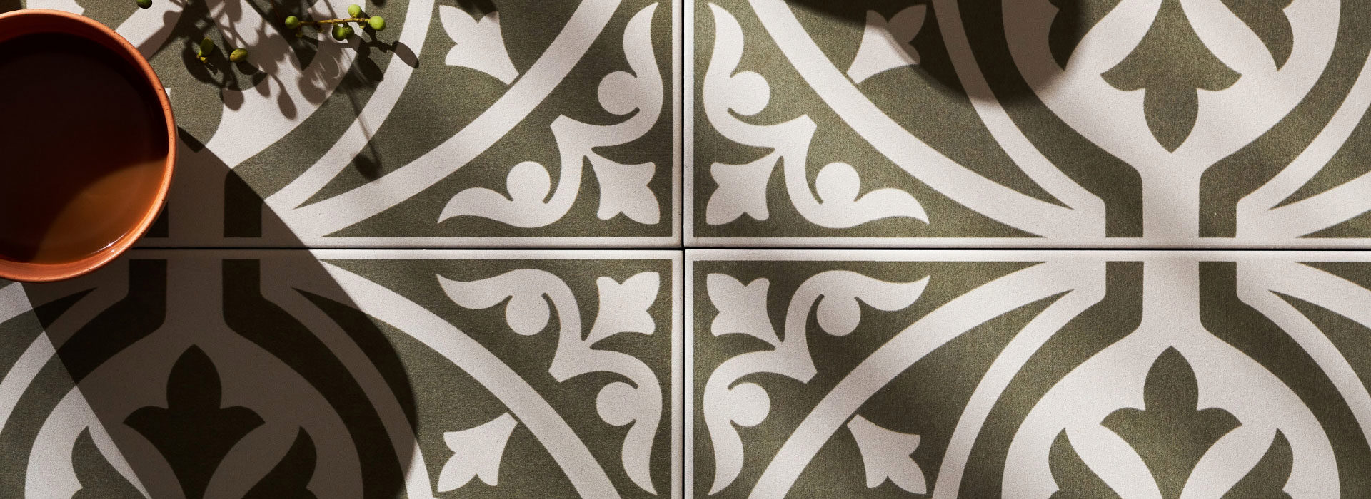 How Should We Choose Ceramic Tiles for Balconies?